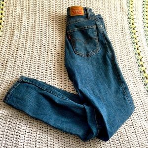 Levi 721 High Rise Skinny Jean
